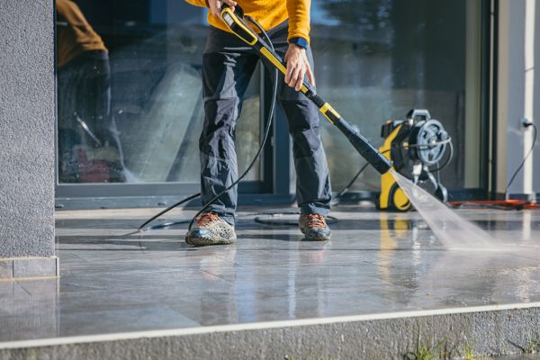 Concrete Cleaning in Bloomington