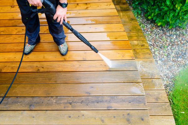 Deck Power Washing in Bloomington