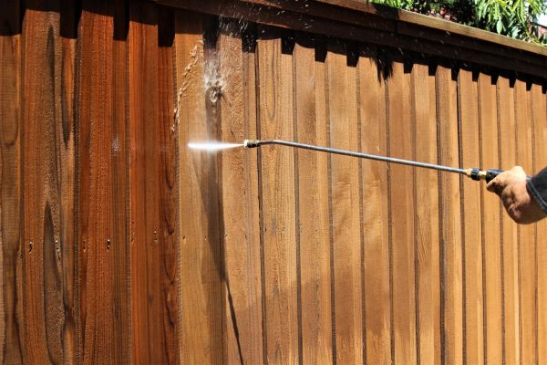 Fence Cleaning in Bloomington