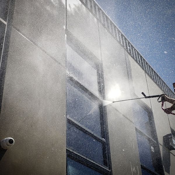 Exterior Building Washing in Bloomington