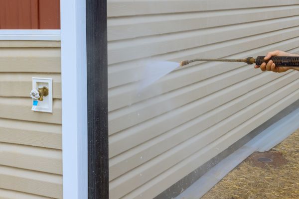 Townhouse Exterior Cleaning in Bloomington