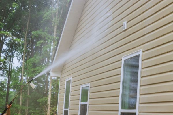 Home Siding Cleaning in Bloomington