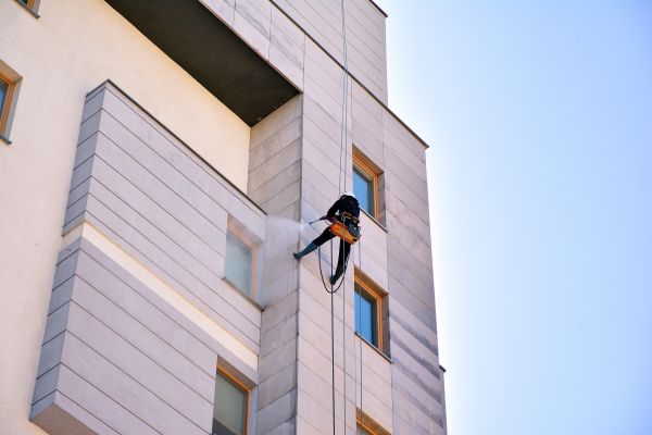 Apartment Pressure Cleaning in Bloomington
