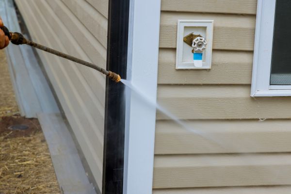 Vinyl Siding Cleaning in Bloomington