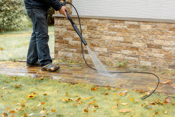 Residential Powerwashing in Bloomington